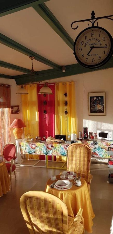 Tikazela - Domaine Ombre Et Lumiere Bed & Breakfast Saint-Jean-de-Muzols Exterior photo